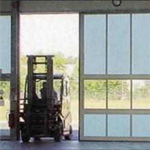 供应玻璃钢门板FRP材质具有防腐蚀、高透光、保温隔热效果