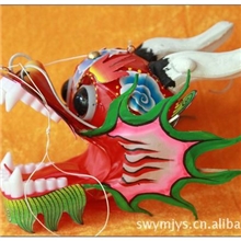 潍坊风筝精品龙头蜈蚣纯手工制作