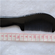 供应精品黑牛角梳子（小号）