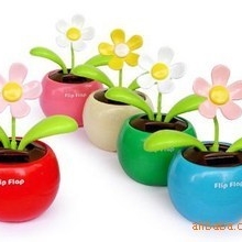 太阳能驱动苹果花花瓣苹果花太阳花摇摆花汽车摆件蓝粉绿红