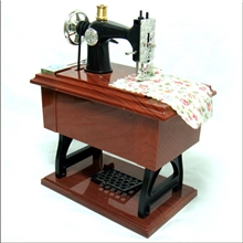 缝纫机八音盒复古田园音乐盒新奇特礼品首饰盒收纳YX004322