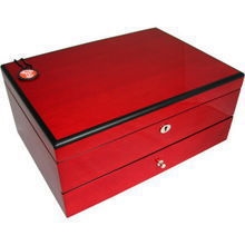 精品厂家供应高档手表盒/皮质手表盒/木制手表盒/时尚木盒