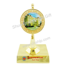 专业生产、低价供应合金奖杯，合金奖座（可按设计定制）