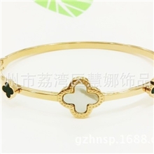 四叶草系列手镯玫瑰金色四叶草手镯钛钢饰品批发时尚手镯批发