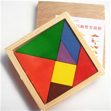 厂家直销供应益智七巧板积木脑力开发玩具木制儿童玩具批发