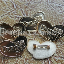 厂家出售发光心形徽章时尚个性led徽章定做