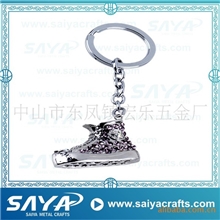 供应各类运动鞋镶钻时尚钥匙扣，铅锡合金3D钥匙扣，锁匙扣