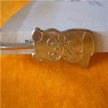 本厂专业生产供应各类金属书签，纪念书签