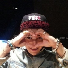 权志龙GD平沿棒球帽G-Dragon街舞嘻哈帽子豹纹厂价批发