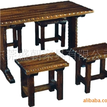 户外实木桌椅饭厅桌椅套件火烧木餐桌餐椅小方凳