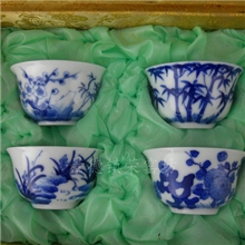 ZJU127景德镇雅雨堂手工陶瓷手绘青花梅兰竹菊品杯茶杯四件套