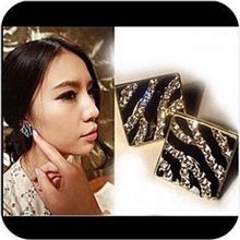 欧美饰品性感夜店大牌风范闪钻黑色滴油斑马纹豹纹耳钉可混批发