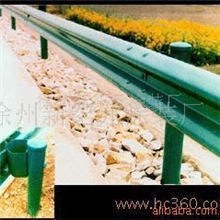 热固性聚酯型粉末涂料。属户外粉末、公路设施（护栏）专用粉末