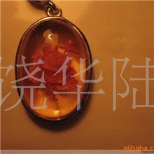 吉诺华琥珀厂家直销琥珀玫瑰花钥匙挂件