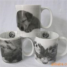 供应杯子广告杯红釉杯陶瓷杯工艺瓷杯库存杯