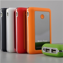 8400毫安移动电源批发带手电筒充电宝多个颜色