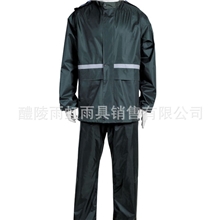高档PVC雨衣套装反光成人雨衣套装保用一年不脱胶外贸雨衣套装