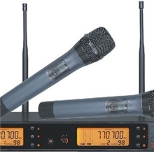 UR100无线手持话筒