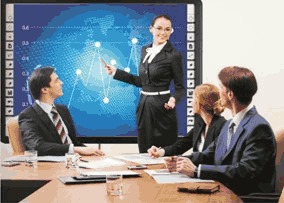 性价比最高的投影机与幕布的新型取代者