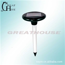（插地型产品）使用太阳能供电的超声波驱鼠器