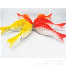 2013年地摊热卖电动鱼自由鱼摇摆电动鱼广场庙会热卖电动玩具
