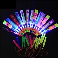 发光飞箭闪光弹射飞箭飞天蘑菇飞天仙子飞天小伞兵厂家批发