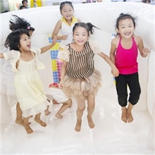 儿童游乐设备室内淘气堡冰天雪地电动玩具充气蹦床