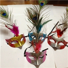 【厂家直销】彩绘孔雀毛面具义乌舞会面具批发