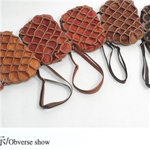 厂家专业生产M3长带大钩包个性手包外贸手提包量大从优