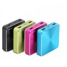 厂家直销应急充电宝，8000毫安移动电源，时尚潮流送礼佳品