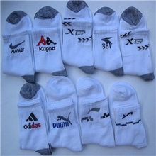 供应大量库存男士运动袜子批发正品