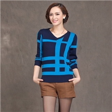 2013秋冬新款羊绒衫V领韩版长袖针织衫毛衣打底衫女装正品