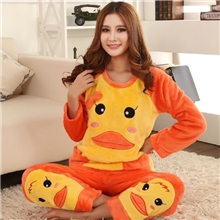 批发法兰绒睡衣女士可爱卡通大黄鸭珊瑚绒冬季加厚保暖家居服套装