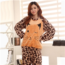 批发法兰绒睡衣秋冬季女士可爱卡通KT猫水貂绒豹纹加厚家居服套装