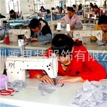 供应东莞制衣厂，广东长安服装厂，深圳T恤衫厂家