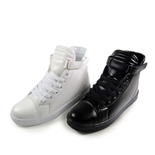 潮男靴爆款马丁靴高帮男士板鞋英伦男鞋休闲靴子厂家直销