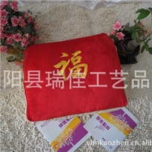 供应超绒抱枕被，多功能抱枕被，靠垫，抱枕福字抱枕