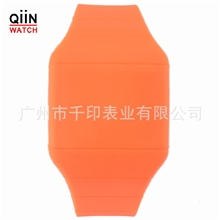 CM8018工厂手表批发热卖超薄触摸屏手表果冻LED手表大量现货