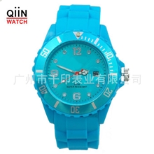 IE109C工厂硅胶手表爆款IC手表经典款日历石英表可定制logo