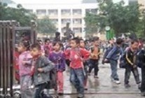 家校通,学生出入识别,校园门禁通道,学校大门,进出识别