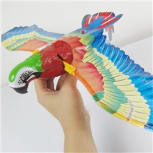 厂家直销江湖地摊玩具电动鹦鹉劲量鹦鹉360度旋转无灯光音乐