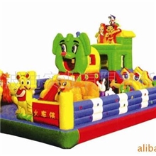 供应成都造充气跳床，充气玩具，游乐设备，充气城堡
