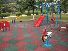 供应学校操场运动场专用安全地垫