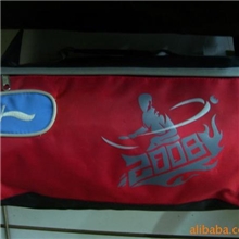 厂家直销旅行包工厂专业定做各种旅行包健身桶包健身场所专用