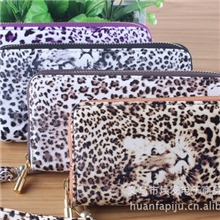 厂家直销2012热销款钱包批发女士钱包批发豹纹铜拉链钱包