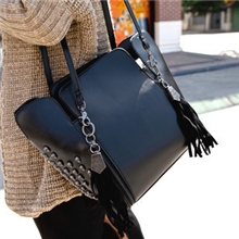 2013韩版新款潮流骷髅头流苏水桶包复古包铆钉单肩包斜挎包女包