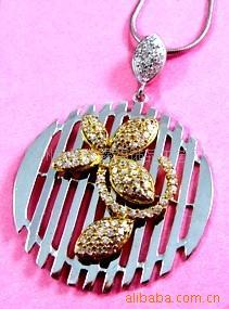 吊坠/银饰品/925银镶嵌锆石黄白分色时尚吊坠