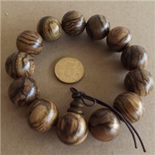 厂家直销花奇楠木男士13颗18mm手链饰品手串珠佛珠地摊批发