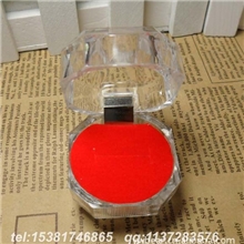 红底压克力戒指盒供应饰品礼品包装透明亚克力戒指盒