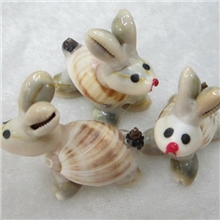 厂家供应海南贝壳工艺品贝壳小兔子小商品批发创业产品